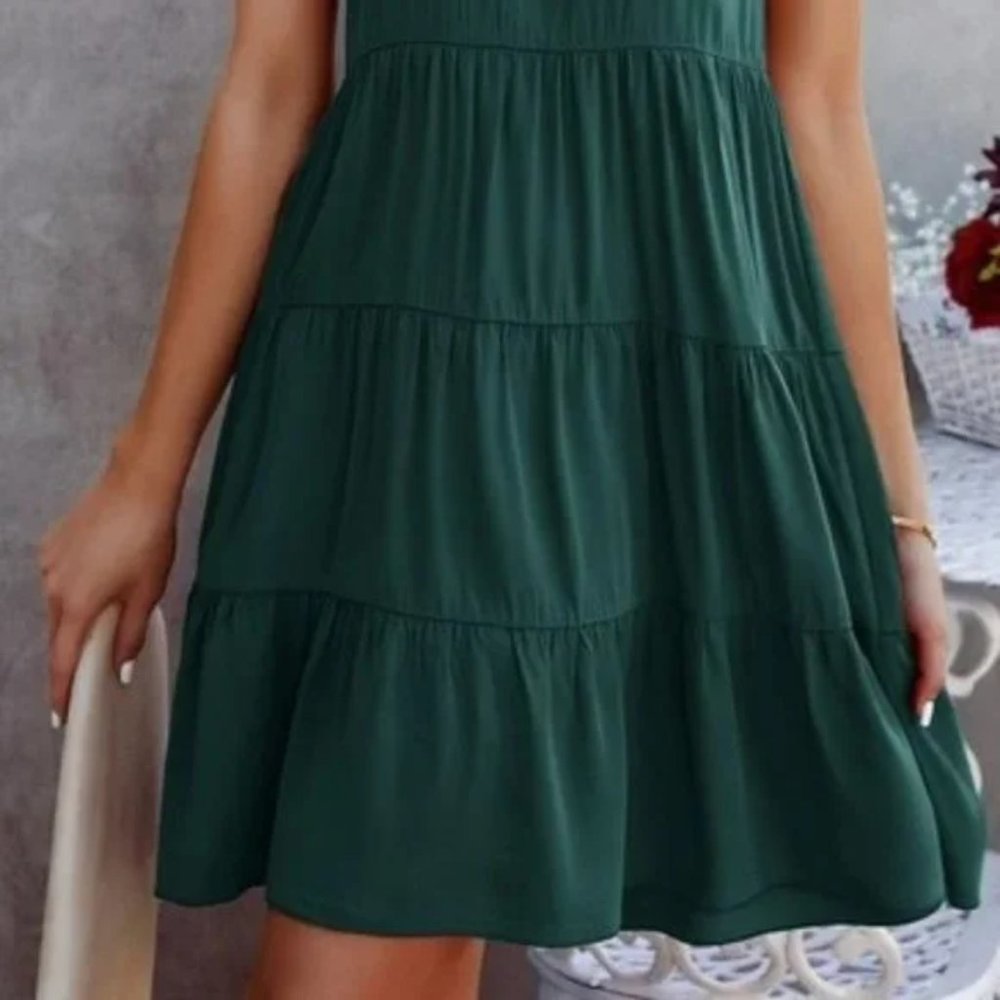 🌹 MOCK NECK TIERED TANK DRESS 🌹 - Picture 4 of 4